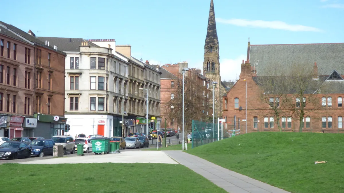Partick Glasgow residential housing environment, architectural sandstone characteristics, and local boiler replacement engineering in G11